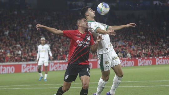 Athletico amplia jejum e aproximação do Z4 liga alerta - Foto: (Gabriel Machado/AGIF)