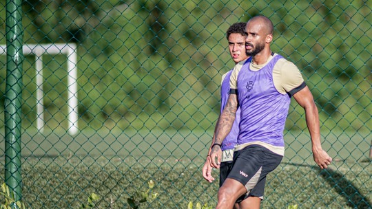 Com dores no púbis, PK faz tratamento médico no Vitória - Foto: (Victor Ferreira / EC Vitória)