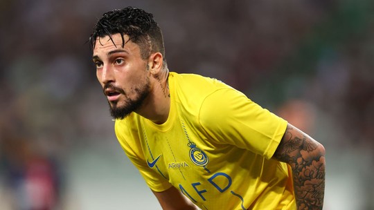 Botafogo acerta contratação do lateral-esquerdo Alex Telles - Foto: (Getty Images)